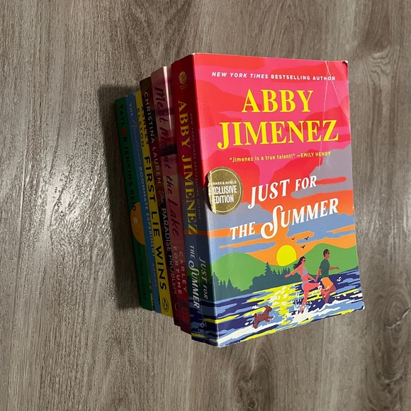 Book Bundle - Picture 2 of 2